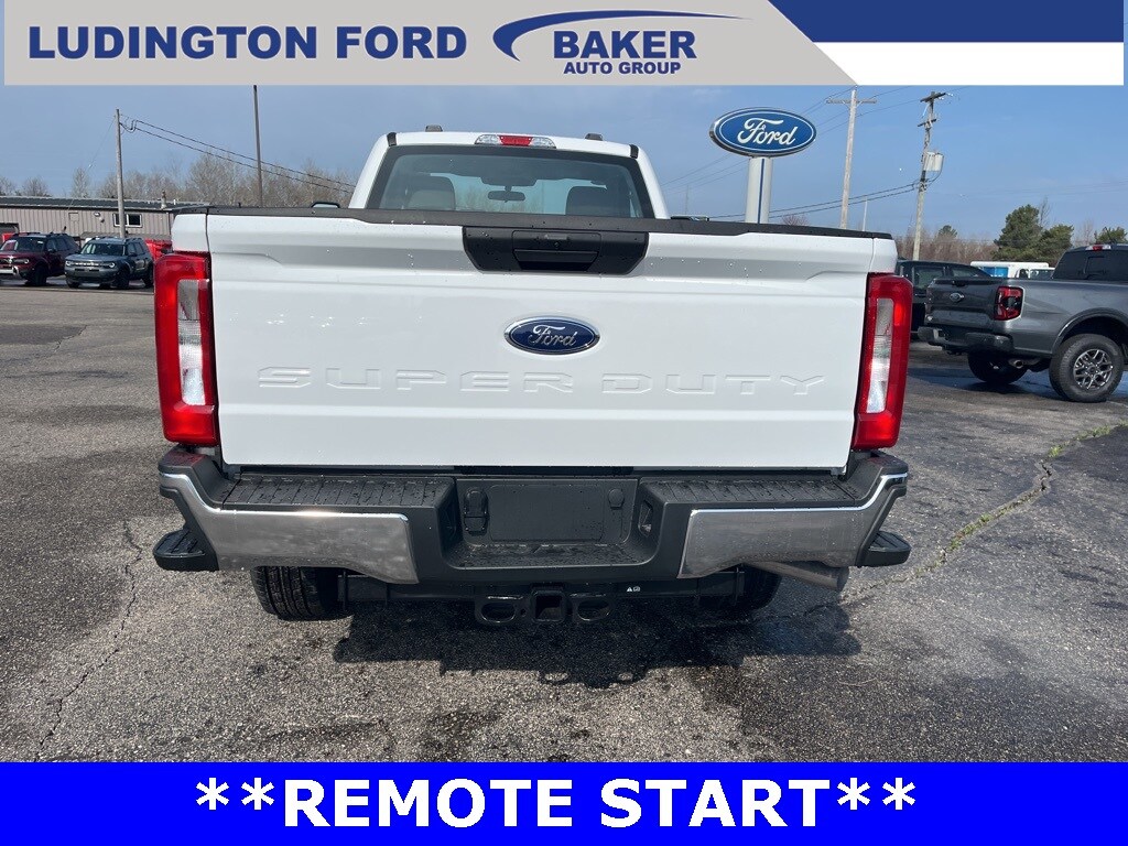 2025 Ford F-350 XL photo 3