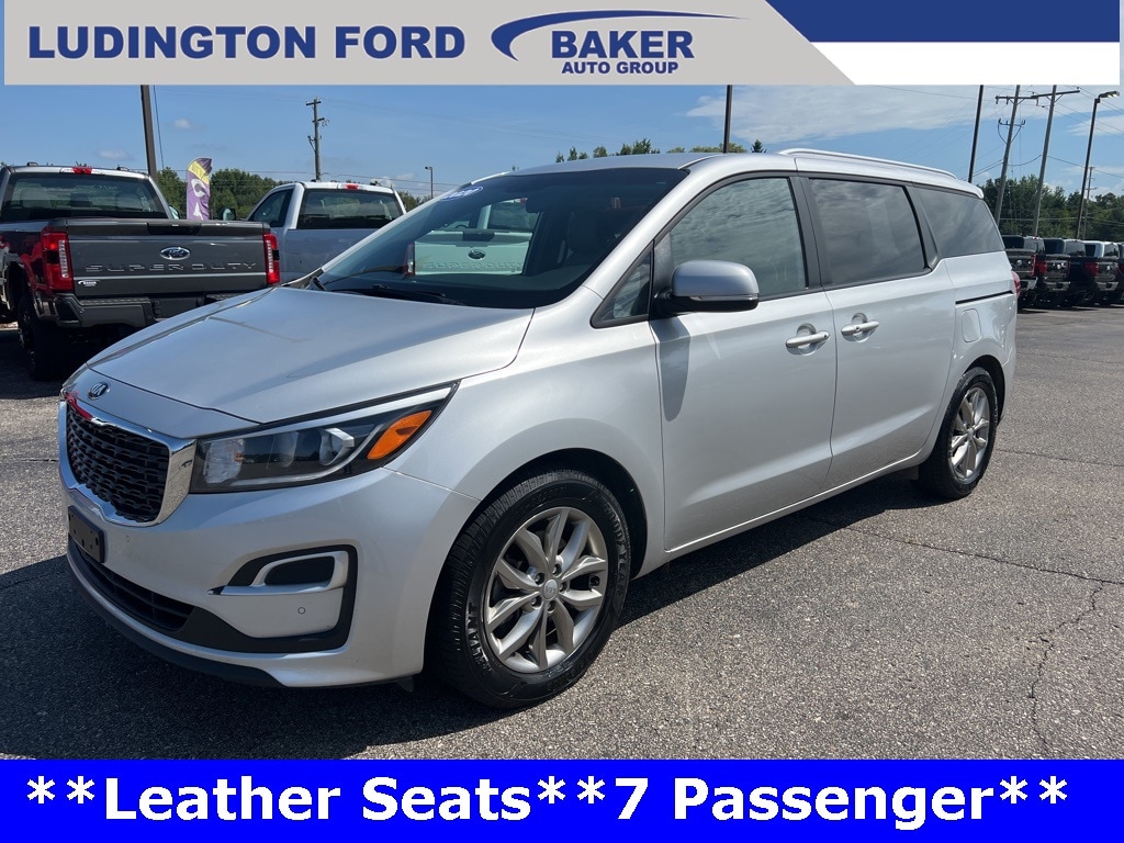 Used 2020 Kia Sedona EX with VIN KNDMB5C19L6588219 for sale in Ludington, MI