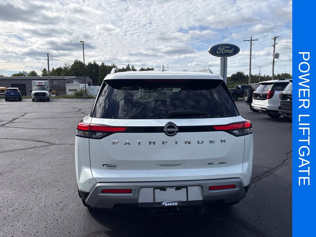 Used 2023 Nissan Pathfinder SL SUV