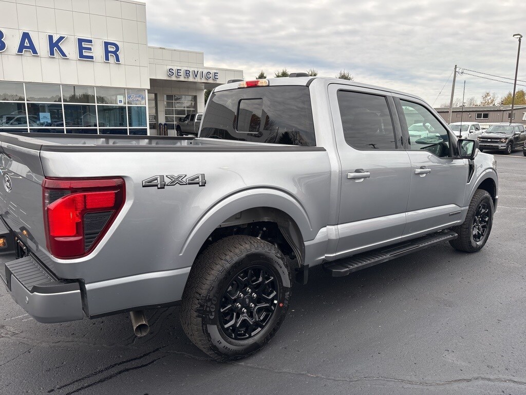 2025 Ford F-150 XLT photo 2