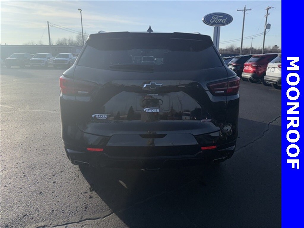 2024 Chevrolet Blazer RS photo 2