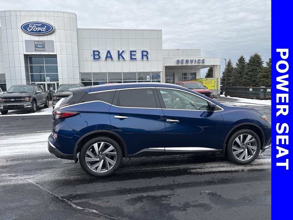 2021 Nissan Murano SL's photo