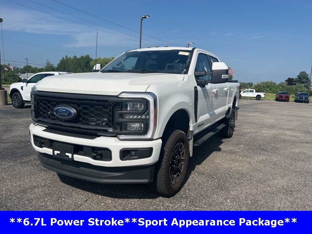 2023 Ford F-250 photo 2
