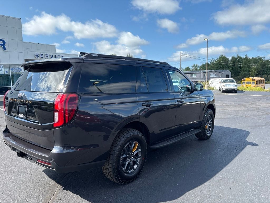 New 2027 Ford Expedition Tremor SUV