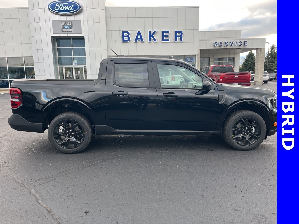 New 2025 Ford Maverick XLT Truck