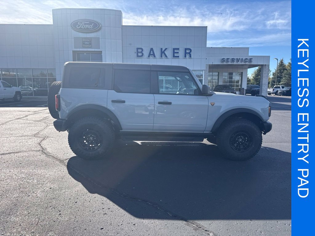 2026 Ford Bronco Badlands SUV