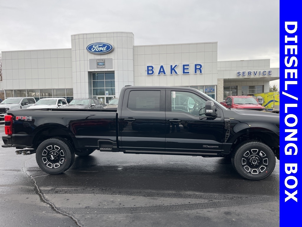 2026 Ford F-250 Super Duty Platinum's photo