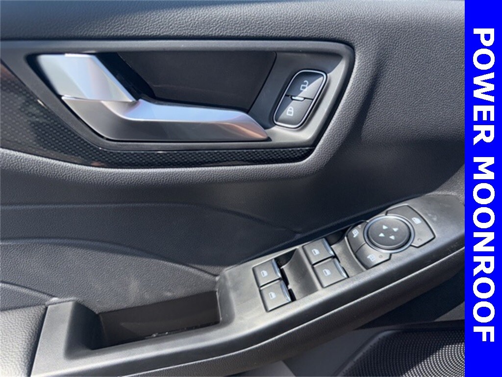 New 2025 Ford Escape ST-Line SUV