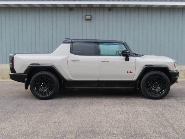 Used 2026 GMC HUMMER EV 2X with VIN 1GT4EBDD7TU604315 for sale in Cadillac, MI