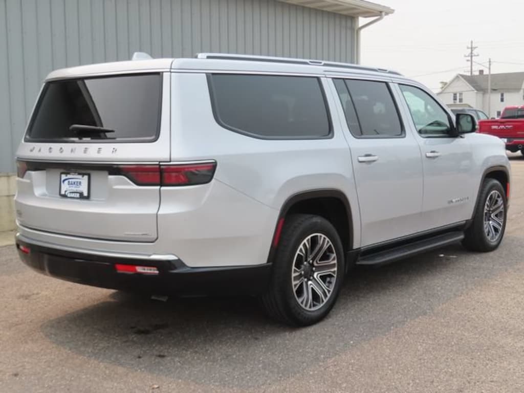 Used 2023 Jeep Wagoneer L Series II