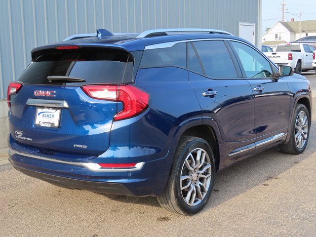 2023 Gmc Terrain Denali photo 3