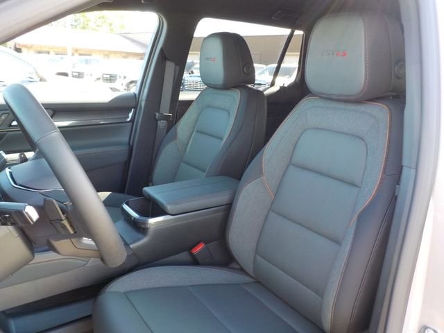 2026 GMC Terrain AT4 - Photo 13