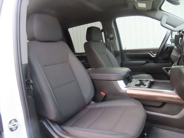 2025 Chevrolet Silverado 3500HD LT - Photo 25