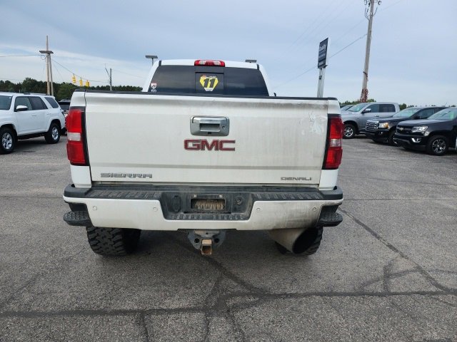 2018 Gmc Sierra 2500 HD Denali photo 4
