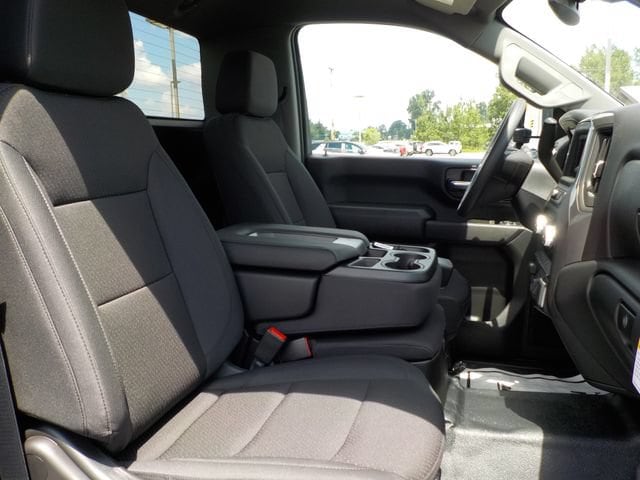 2026 GMC Sierra 3500HD Pro - Photo 20