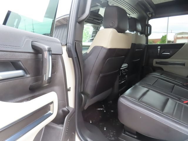 2026 GMC HUMMER EV 2X - Photo 19