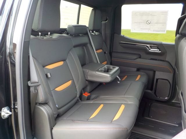 2026 GMC Sierra 1500 AT4 - Photo 25