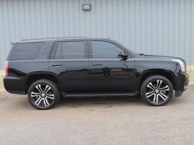 2019 Gmc Yukon SLT photo 2