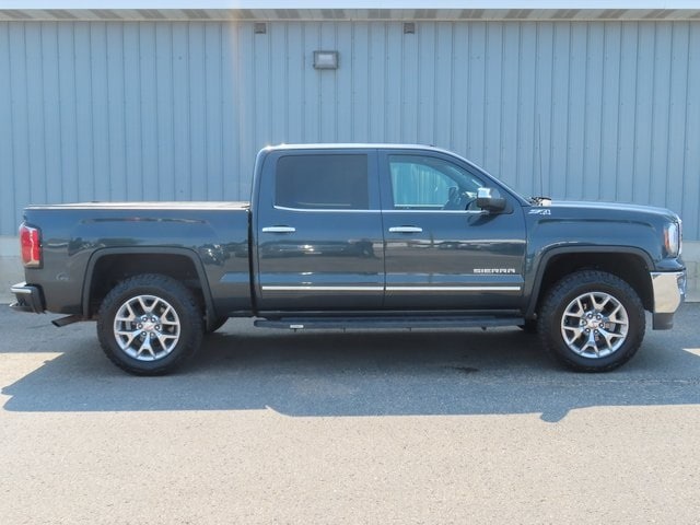 Used 2018 GMC Sierra 1500 SLT with VIN 3GTU2NEC6JG359314 for sale in Cadillac, MI