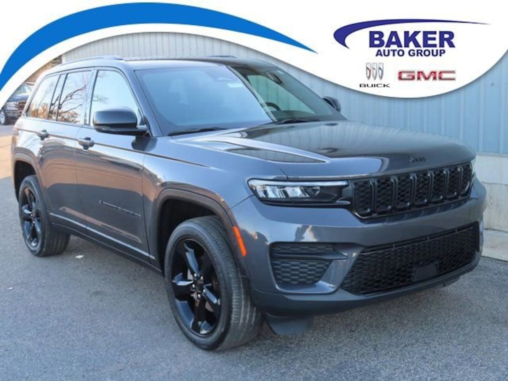 Used 2023 Jeep Grand Cherokee Altitude 4x4 SUV