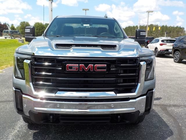 2026 GMC Sierra 3500HD Pro - Photo 11
