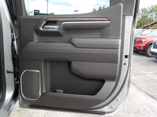 2026 GMC Sierra 1500 SLT - Photo 24
