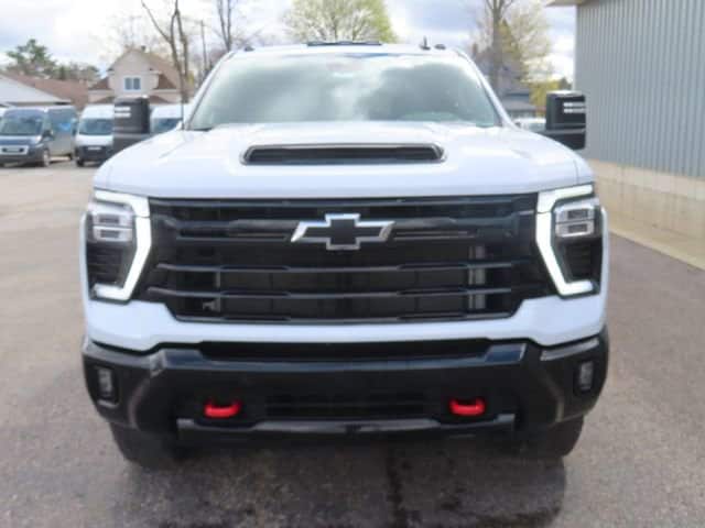 2025 Chevrolet Silverado 3500HD LT - Photo 11