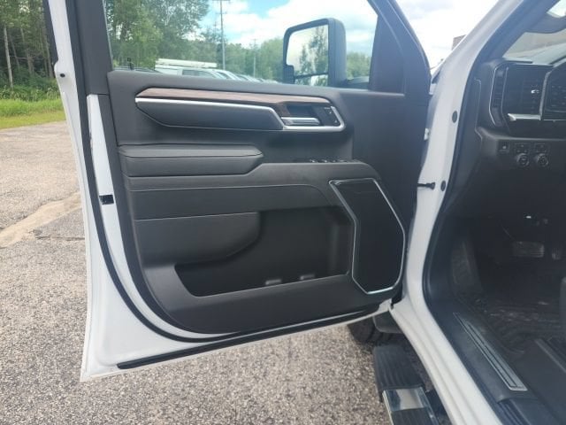 2025 Chevrolet Silverado 2500HD LT - Photo 14