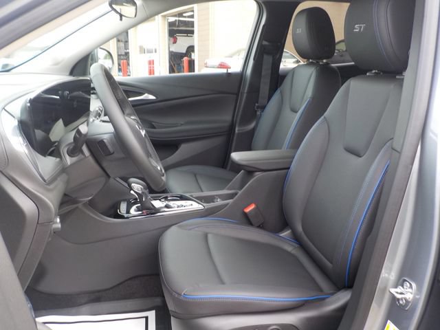 2026 Buick Encore GX Sport Touring - Photo 13