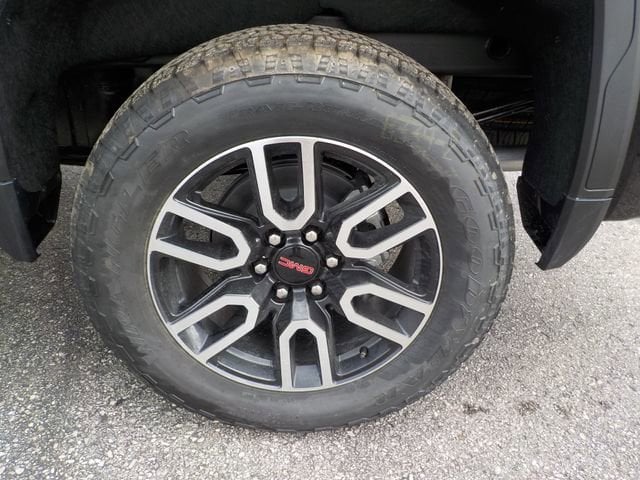2026 GMC Sierra 1500 AT4 - Photo 13