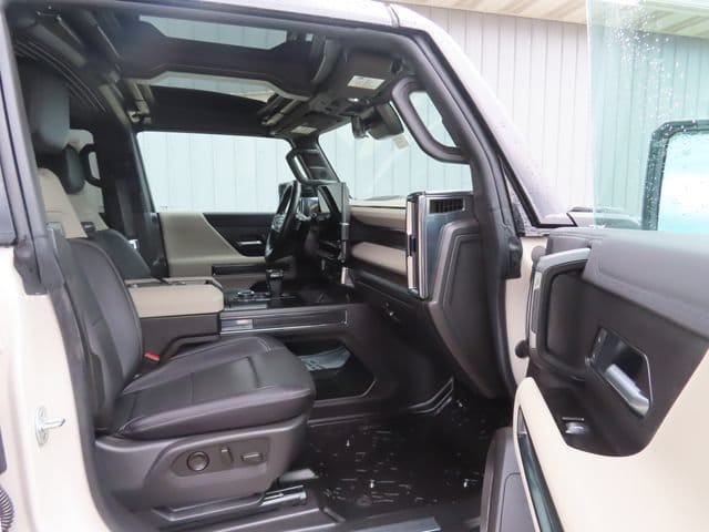 2026 GMC HUMMER EV 2X - Photo 22