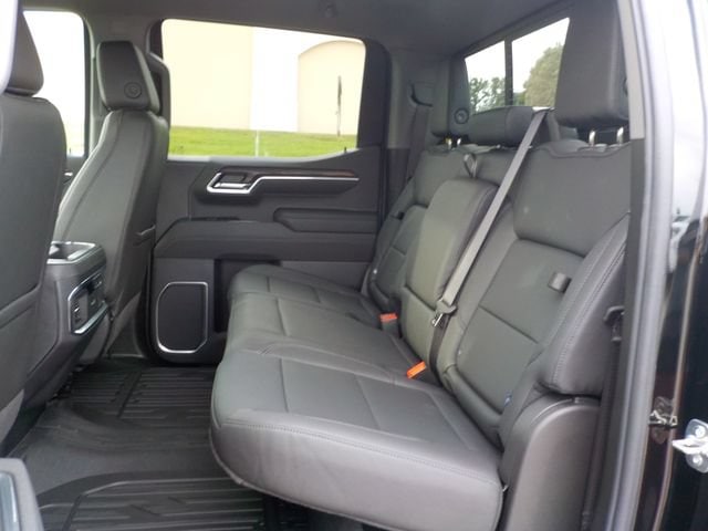 2026 GMC Sierra 1500 SLT - Photo 21