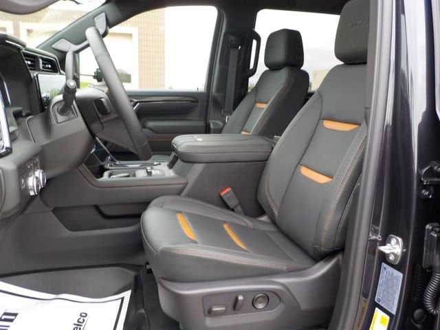 2026 GMC Sierra 2500HD AT4 - Photo 18