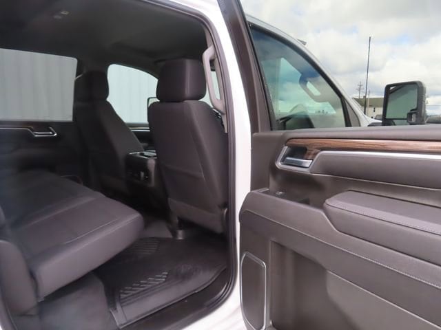 2025 Chevrolet Silverado 3500HD LT - Photo 27