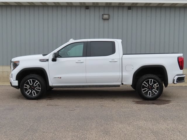 2026 GMC Sierra 1500 AT4 - Photo 8