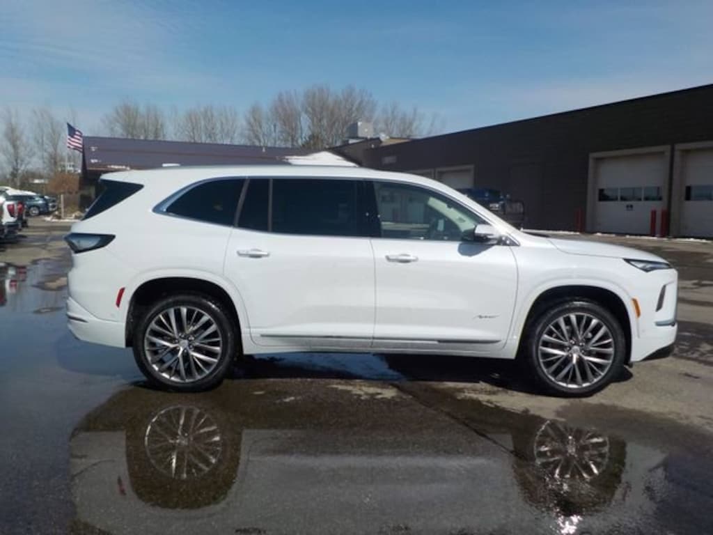 New 2026 Buick Enclave Avenir SUV