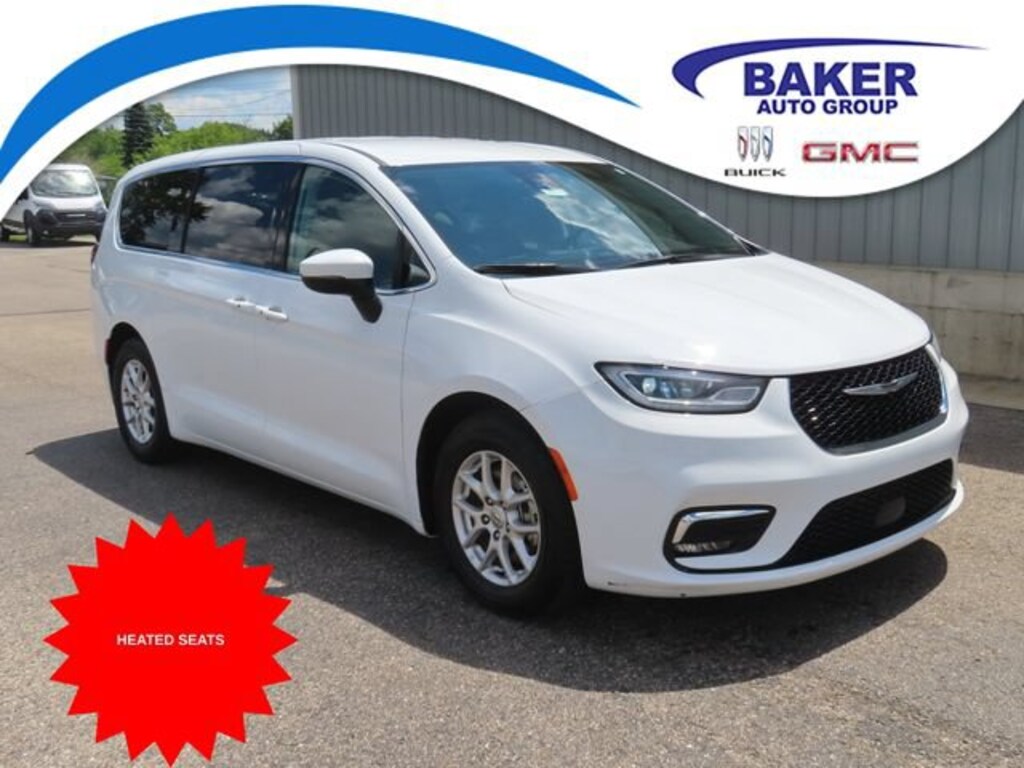 Used 2023 Chrysler Pacifica Touring L