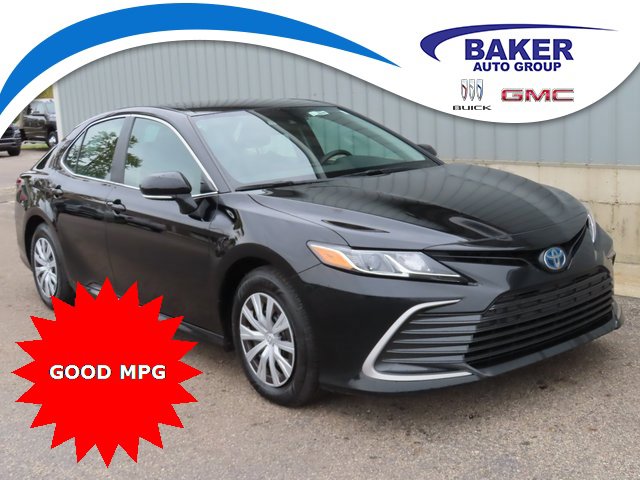 2023 Toyota Camry LE's photo