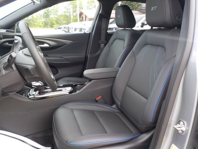 2026 Buick Envista Sport Touring - Photo 12