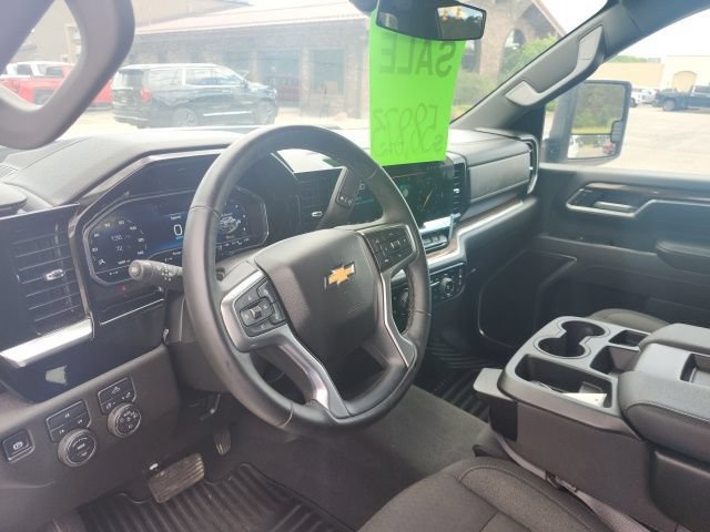 2025 Chevrolet Silverado 2500HD LT - Photo 17