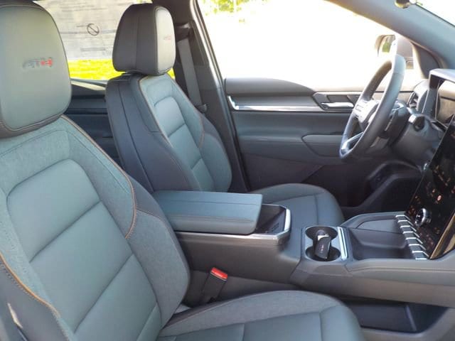 2026 GMC Terrain AT4 - Photo 25