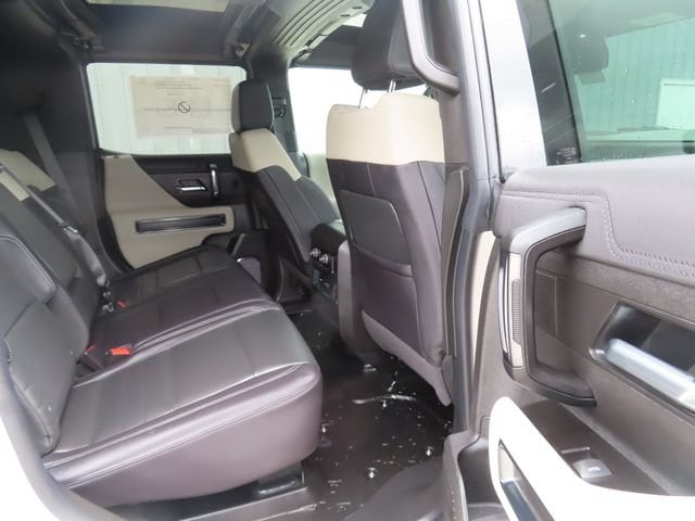 2026 GMC HUMMER EV 2X - Photo 27