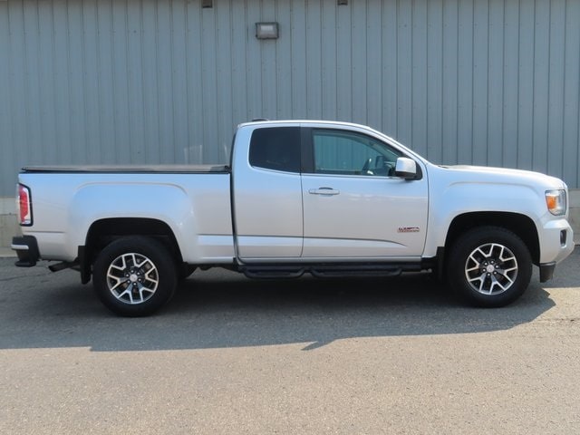 Used 2017 GMC Canyon SLE with VIN 1GTH6CEN2H1270621 for sale in Cadillac, MI