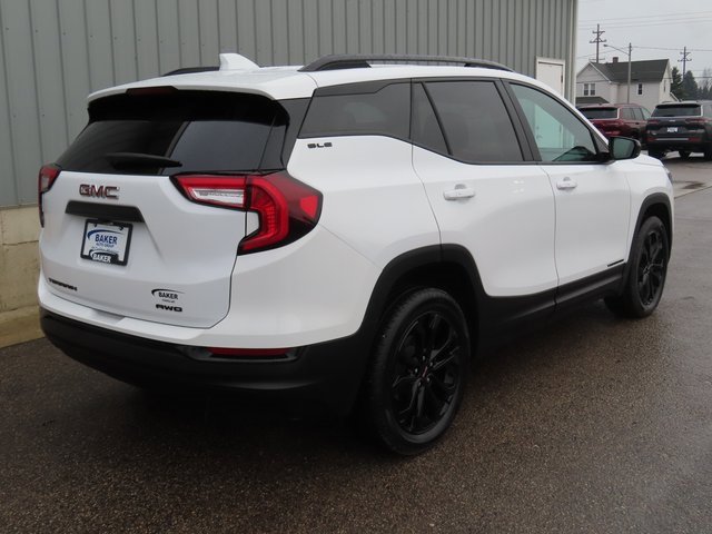2022 Gmc Terrain SLE photo 3