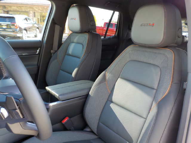 2027 GMC Terrain AT4 - Photo 15