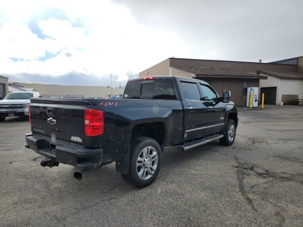 Used 2019 Chevrolet Silverado 2500 HD High Country Truck Crew Cab