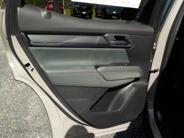 2026 GMC Terrain AT4 - Photo 16