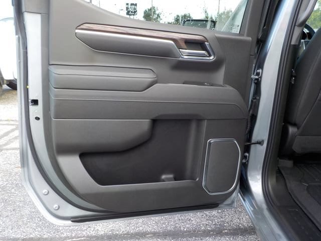 2026 GMC Sierra 1500 SLT - Photo 19