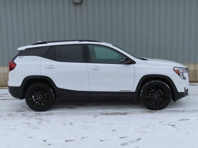 2023 Gmc Terrain SLT photo 2