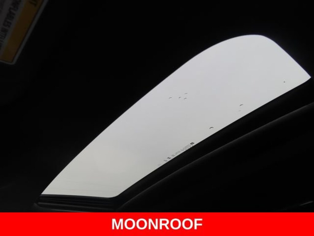 Used 2025 Chevrolet Trax 2RS SUV